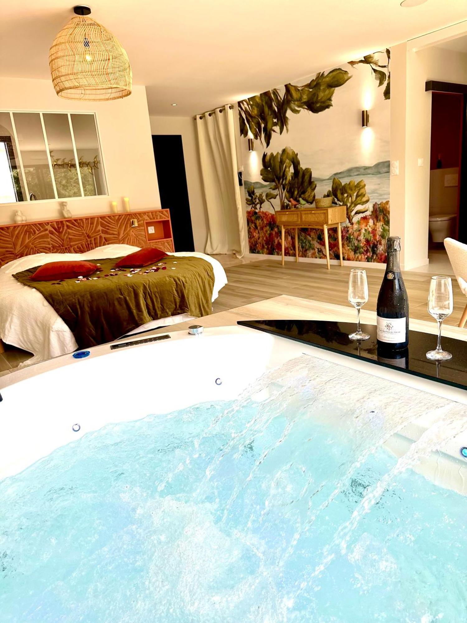 Les Suites Du Payre - Suite Romance Saint-Hilaire-de-Talmont Dış mekan fotoğraf