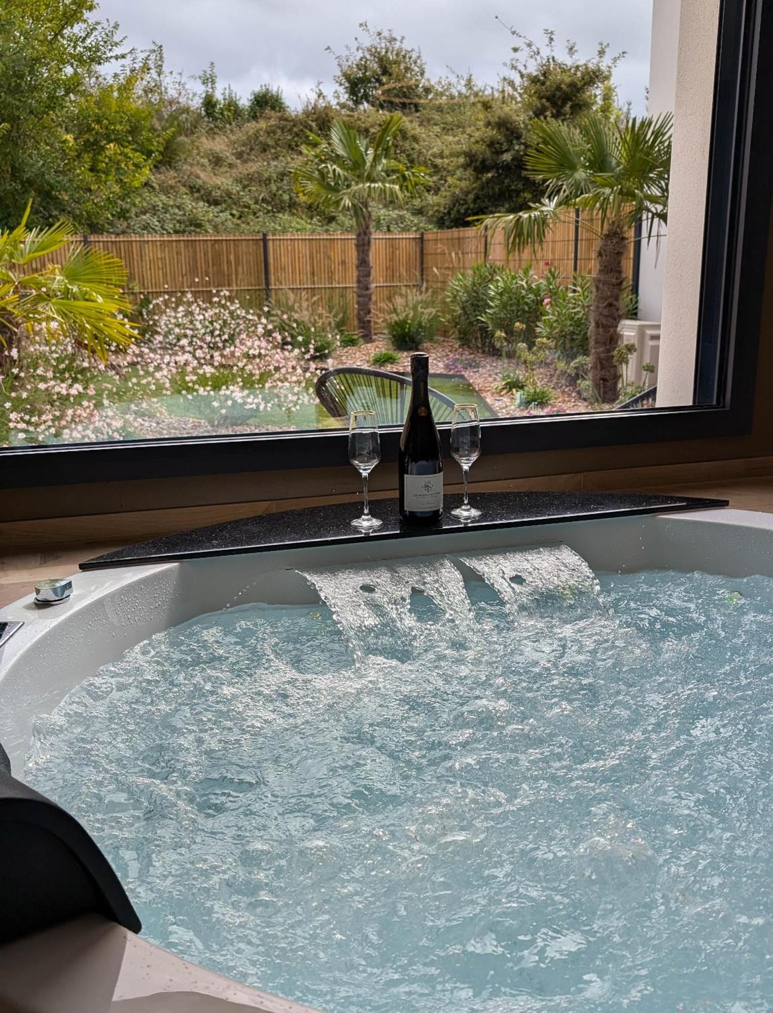 Les Suites Du Payre - Suite Romance Saint-Hilaire-de-Talmont Dış mekan fotoğraf